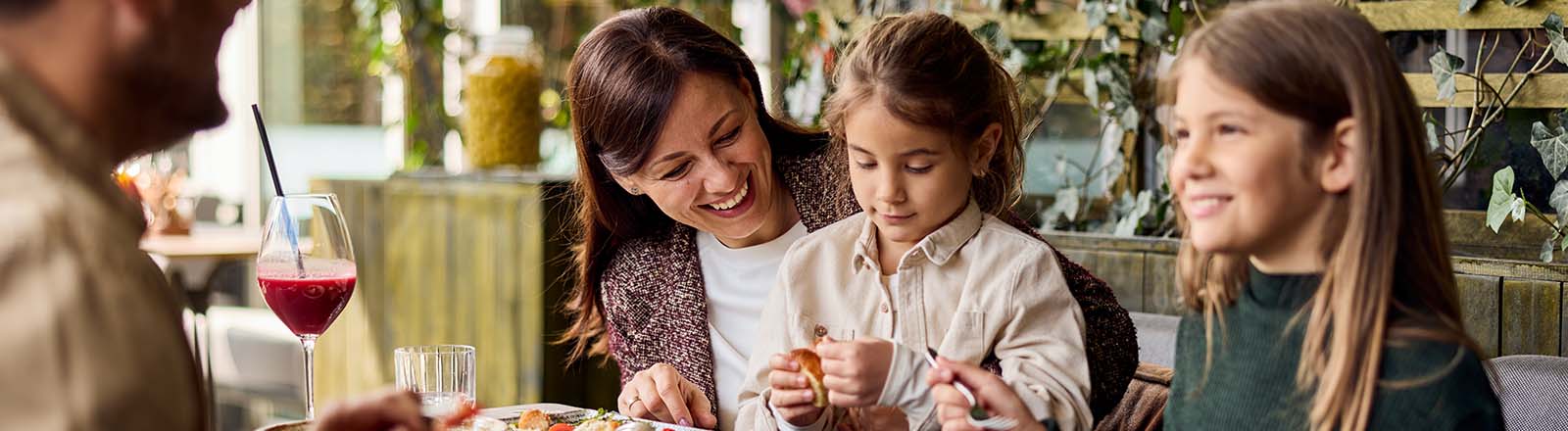 CHEFS CULINAR Familie im Restaurant