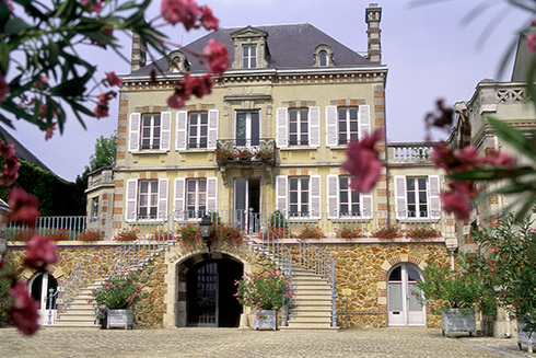 Das Haus Bollinger aus Ay in der Champagne