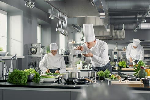 Gemüse vom Blatt bis zur Wurzel zu verwerten umfasst der Trend 