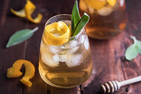 Gehören zu den Trends 2019: Cocktails mit Tee