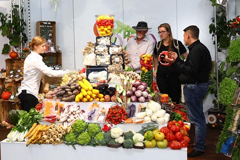 Der Obst und Gemüse Stand auf der CHEFS CULINAR Messe in Düsseldorf