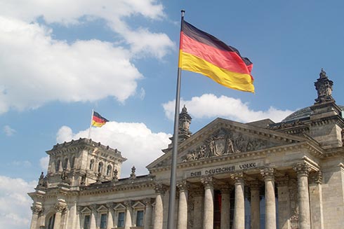 Das Reichstagsgebäude als Sitz des Deutschen Bundestages in Berlin