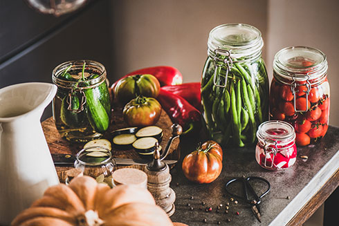 Fermentiertes Gemüse in Weckgläsern