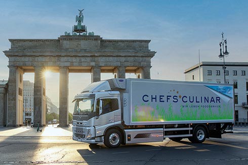 Neuer CHEFCULINAR-LKW am Brandenburger Tor in Berlin