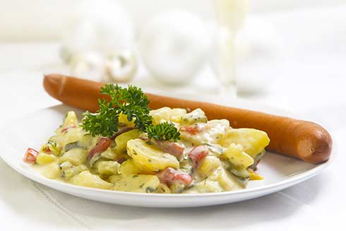Kartoffelsalat mit Würstchen