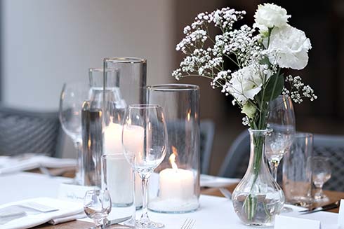 CHEFS CULINAR Kerzen am Restauranttisch