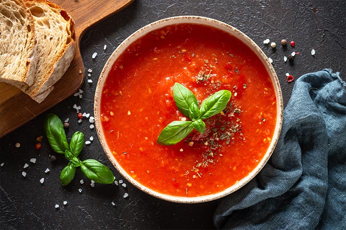 Tomatensuppe von Hitaste mit kleinen Details verfeinert