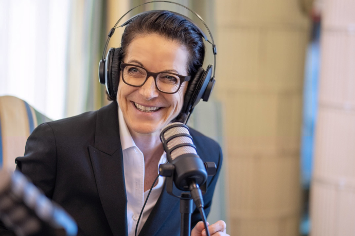 Dr. Caroline von Kretschmann