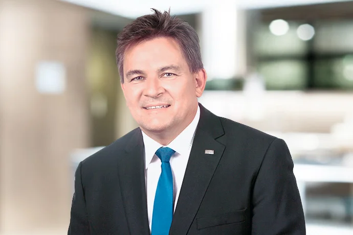 Ralf-Gunther Hausbalk