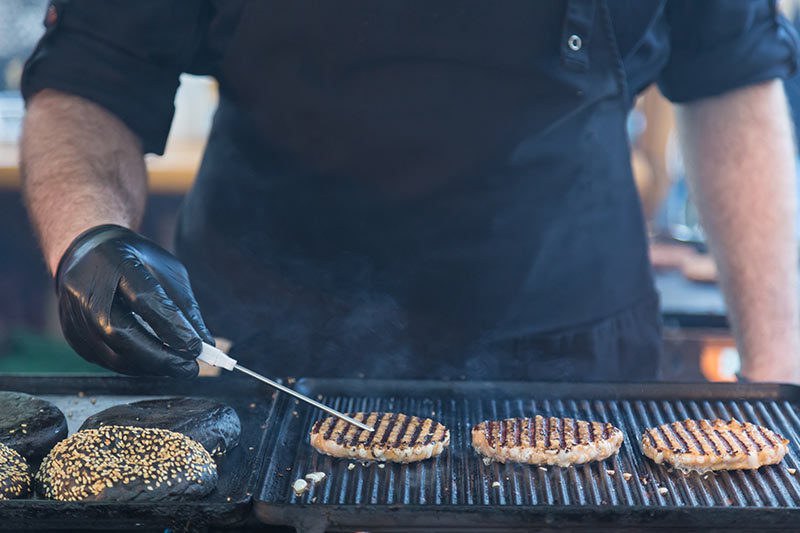 Burger: Ein Grill-Klassiker