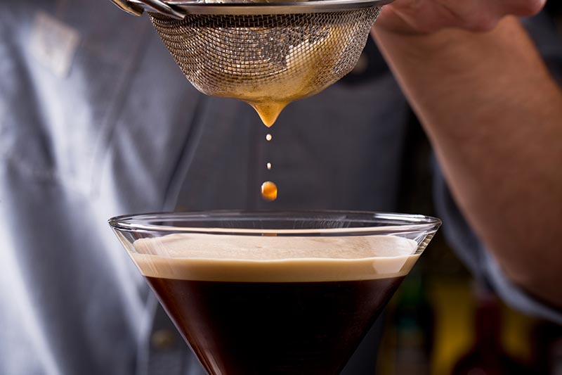 Cold Brew Coffee entsteht durch Filterung 