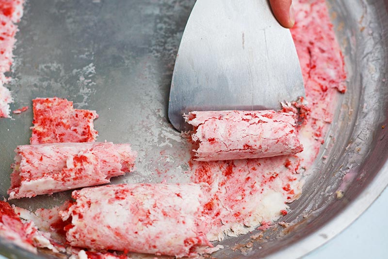 Erdbeer Ice Cream Roll