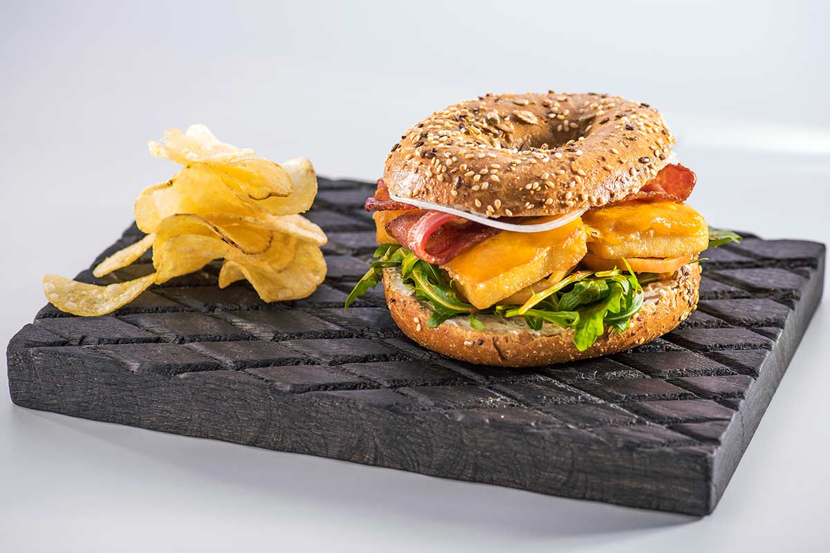 Backfisch-Bagel-Burger.