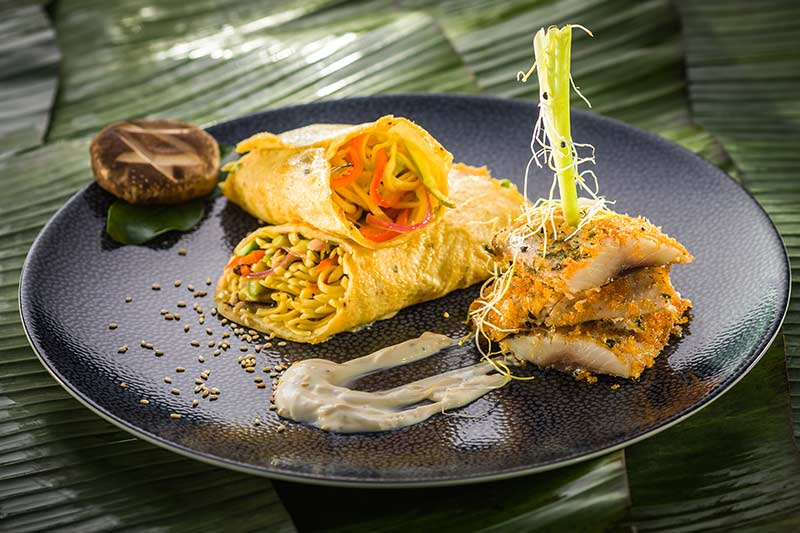 Matjes in Knusperpanade mit Asiarolle