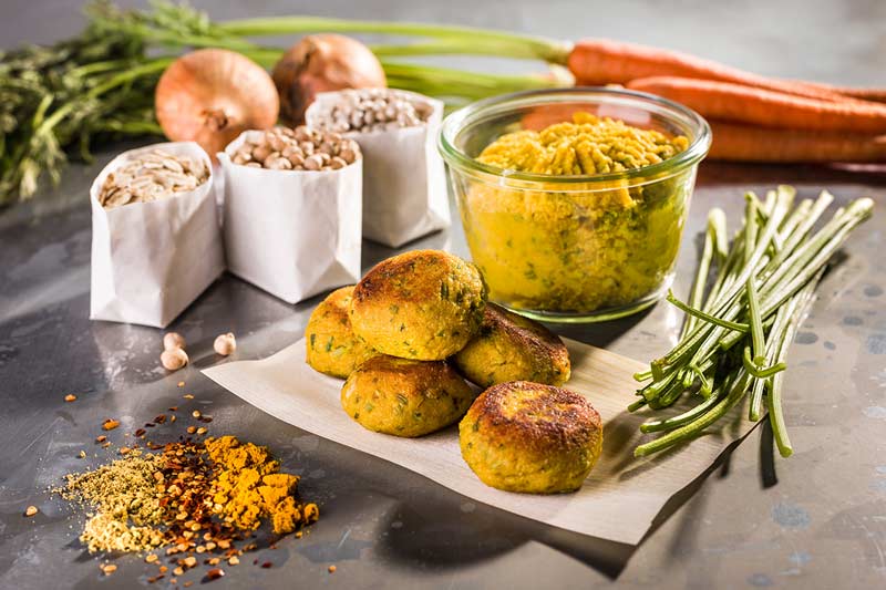 Falafel mit Karottenstielen