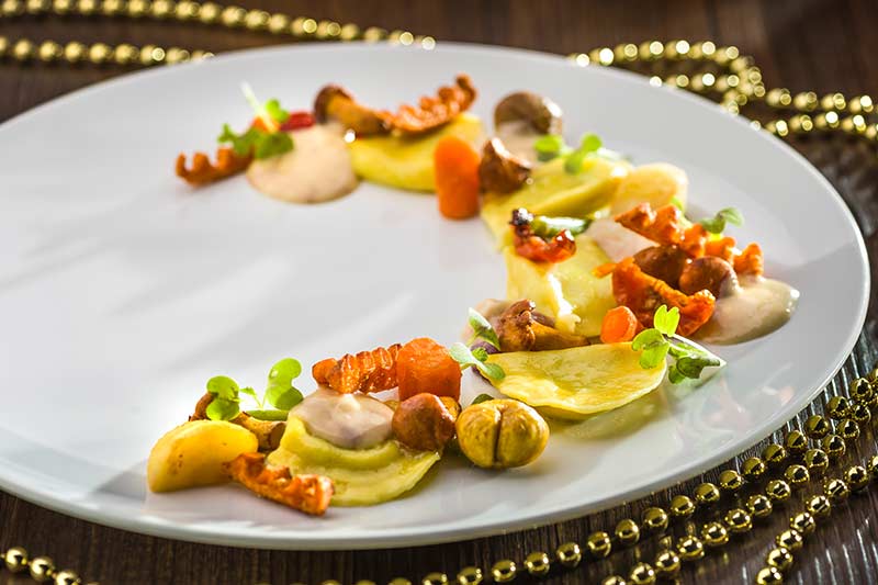 Pfifferlings-Pasta mit rustikalem Ofengemüse