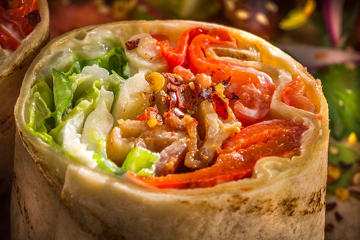 Burrito mit Schweinebauch und Blaukraut-Salat | Rezept