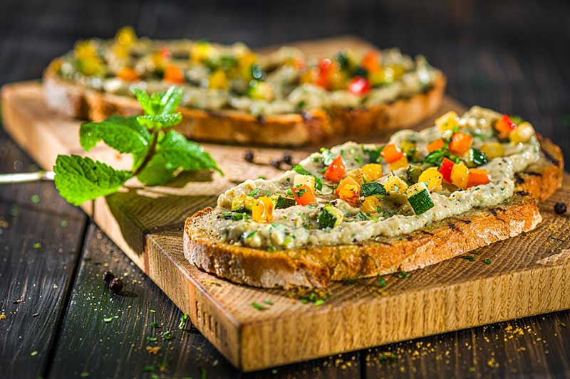 Baba-Ganoush-Stulle mit Grillgemüse