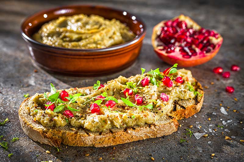 Krustenbrot & Baba Ganoush