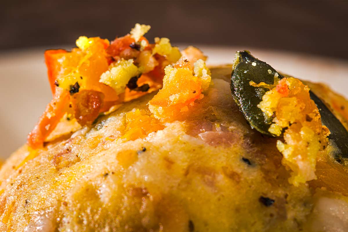 Semmelknödel mit Kürbis und Speck | Rezept