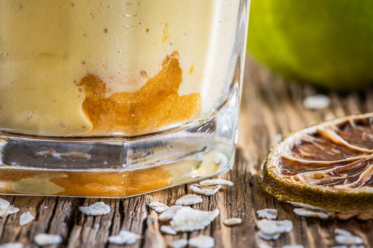 Exotischer Hafer-Smoothie mit Aquafaba | Rezept