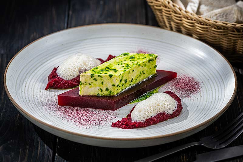 Kalbfleischterrine mit Rote-Bete-Gelee