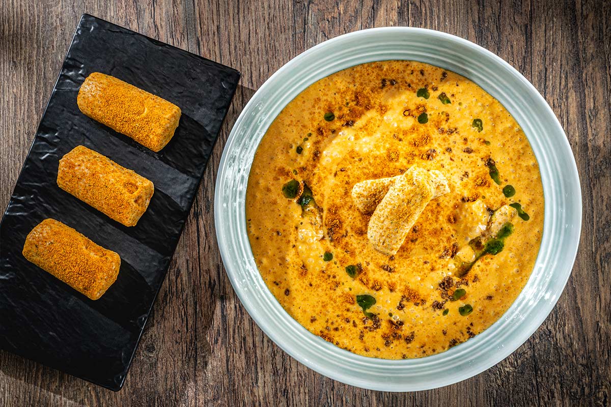 Süßkartoffel-Schaumsuppe mit Geflügelkroketten | Rezept