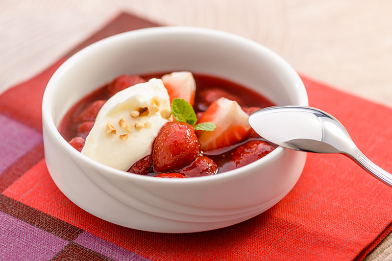 Erdbeergrütze mit Vanillecreme