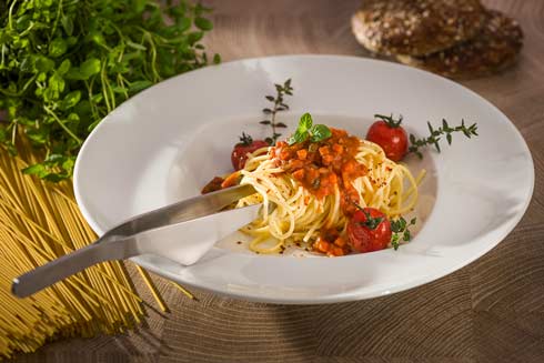 Vegetarische Spaghetti nach Bologneser Art